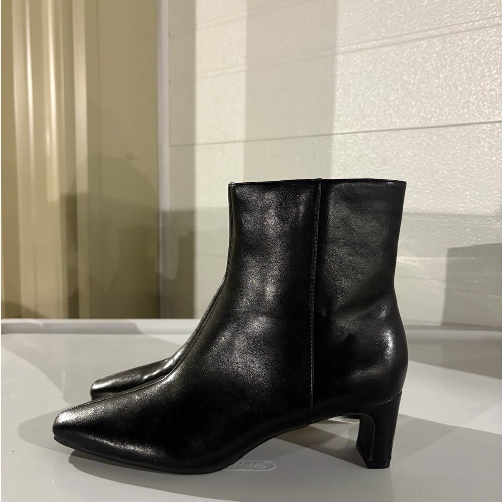 Women's Black Ankle Boots - Classic Mid Heel A New Day
